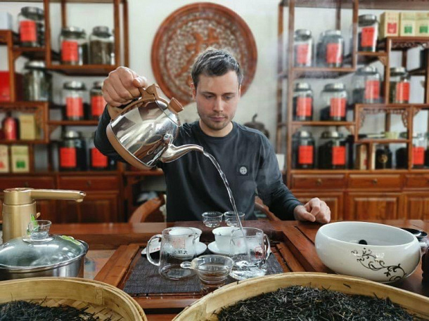 Чайный клуб в Сокольниках: церемонии и магазин